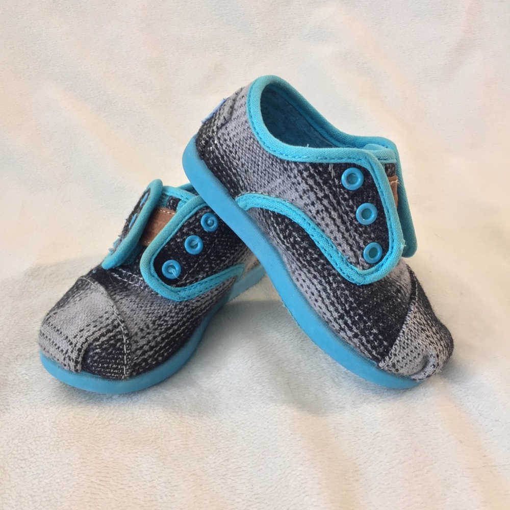 Toms tiny cordones velcro shoes